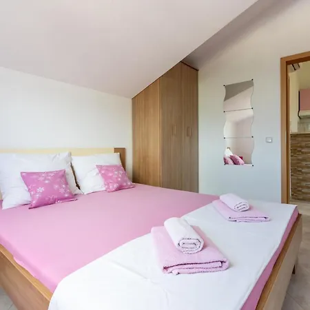 Jaric Novi Vinodolski