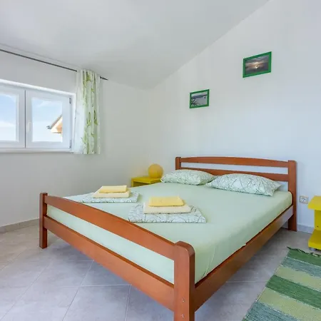 Jaric Apartman
